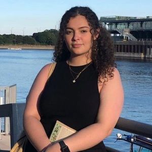 Meet your Posher, Dana